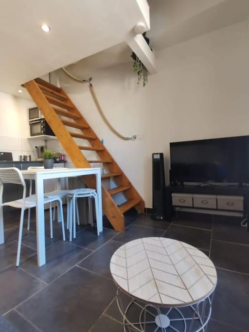 Esprit Du Sud - Appartement Cosy Proche Centre - Toulon Luaran gambar